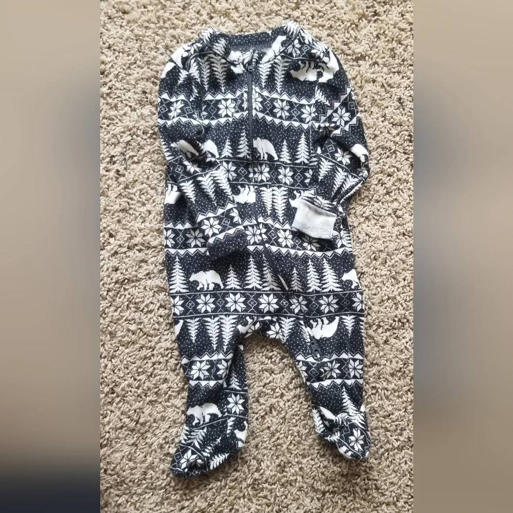 Multibrand 3M Three Piece Onesie Set.